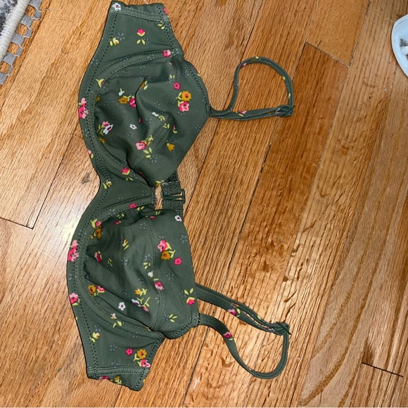 Aerie green floral bikini top, size 34b/small, underwire - Picture 3 of 5